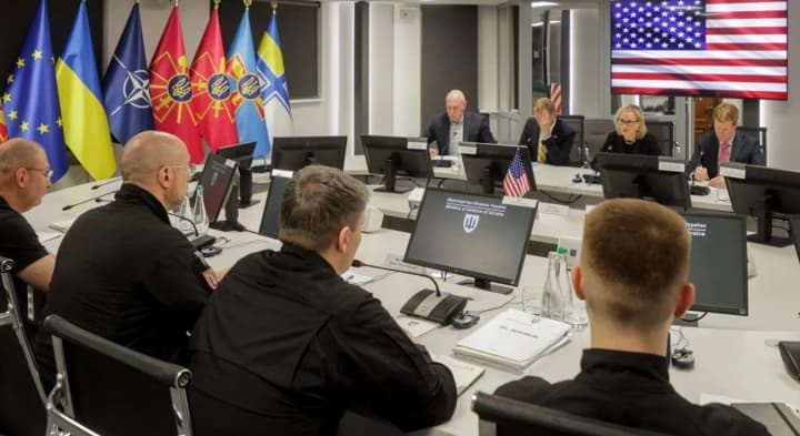 ukraina-ta-ssha-hotuiut-novi-proiekty-v-oboronnii-sferi-shmyhal