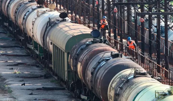 uriad-rf-povnistiu-zaboronyv-eksport-benzynu