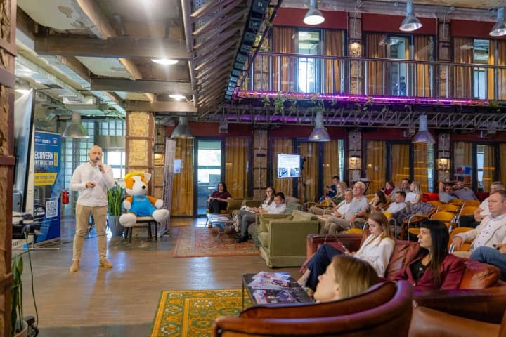 at-the-kbu-business-club-the-state-of-ukraines-real-estate-market-and-innovative-reconstruction-technologies-were-discussed