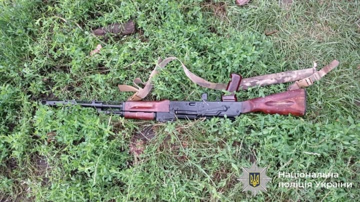 man-wanted-for-double-murder-shot-himself-during-negotiations-police