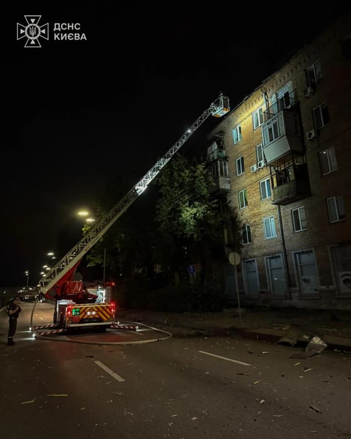 u-kyievi-vnaslidok-ataky-armii-rf-postrazhdaly-piatero-liudei-sered-nykh-maty-z-dytynoiu