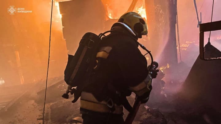 russia-attacked-bila-tserkva-large-scale-fires-rage-at-enterprises