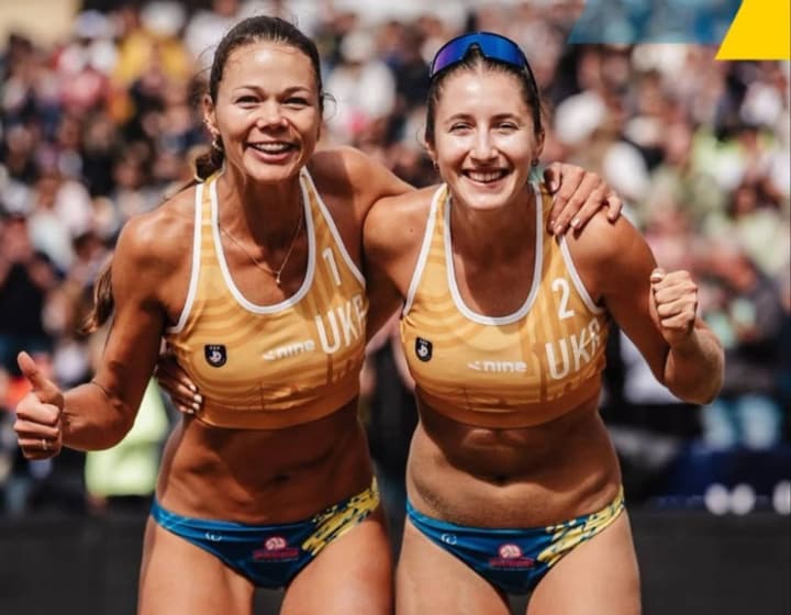 zhinocha-zbirna-ukrainy-vpershe-zolotyi-pryzer-chempionatu-yevropy-z-pliazhnoho-voleibolu