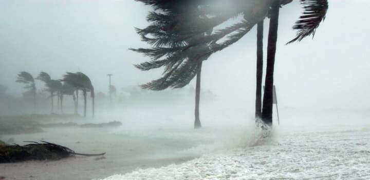 atlantic-overheating-us-coast-threatened-by-three-hurricanes