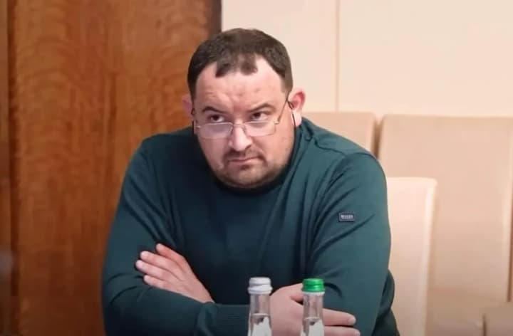 sprava-pro-khabar-na-postachanni-medobladannia-ne-zavazhaie-nardep-kuzminykh-ziavyvsia-na-vidkrytti-medtsentru-na-zhytomyrshchyni