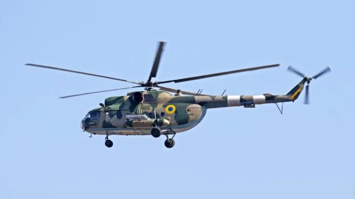 derzhaviasluzhba-peredala-povnovazhennia-na-remont-helikopteriv-my-8-kompanii-z-oae-eksperty-poiasnyly-yak-tse-vplyvaie-na-ukrainu