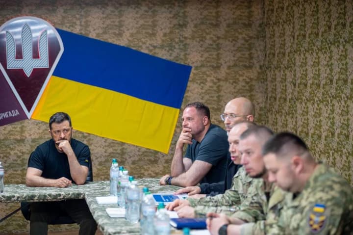 zbilshennia-zakupivel-ukrainskoi-zbroi-do-50percent-ta-tsyfrovyi-ttsk-shmyhal-ozvuchyv-priorytety-diialnosti-minoborony-na-piv-roku