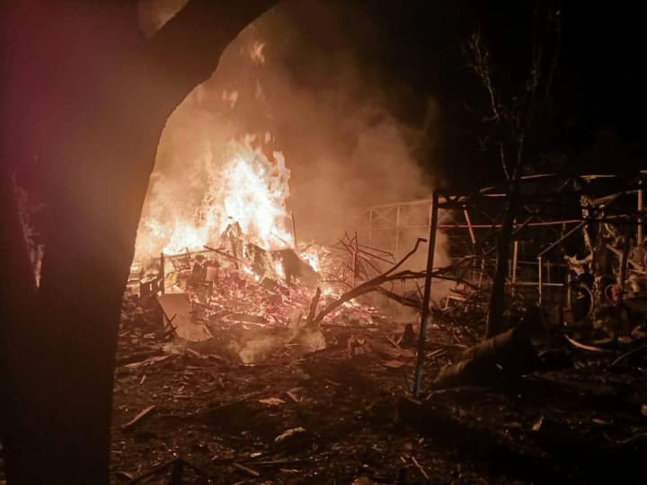 vrazheskaya-ataka-dronami-na-kievskuyu-oblast-tri-zhenshchini-raneni-povrezhdeni-doma