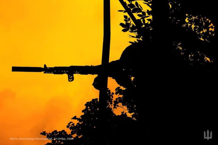 na-fronti-vidbulosia-131-boiove-zitknennia-voroh-33-razy-atakuvav-na-pokrovskomu-napriamku-henshtab