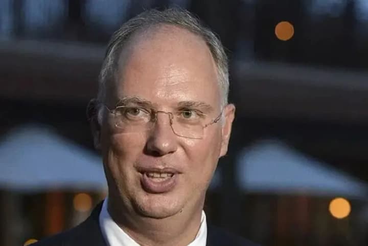 zustrich-trampa-i-putina-na-aliastsi-u-rosii-zaiavyly-pro-zahrozu-zryvu-samitu-i-znaishly-vynnykh