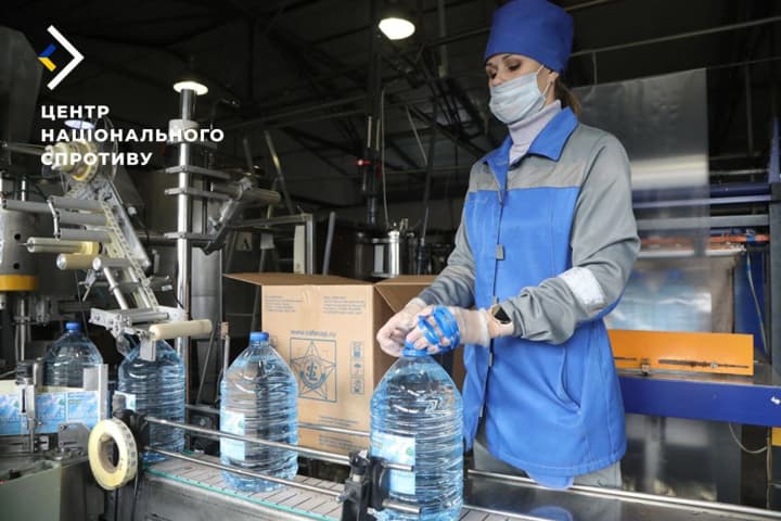 occupiers-in-the-temporarily-occupied-territories-of-donetsk-region-regulate-water-prices-with-terror-amid-its-acute-shortage-cns