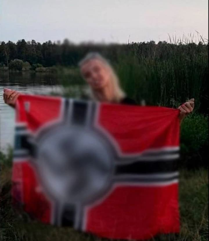 sekretar-sudu-z-kyieva-pozuvala-z-natsystskym-praporom-rozpochato-provadzhennia