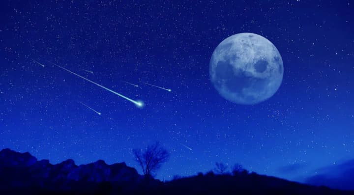 perseidy-2025-yak-pobachyty-meteornyi-doshch-roku-popry-yaskravyi-misiats