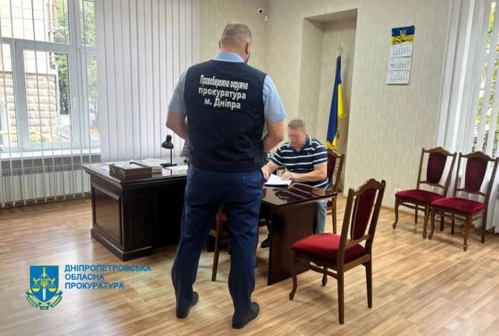 303-mln-hrn-zbytkiv-ta-42-pidozry-kravchenko-rozpoviv-pro-vykryttia-masshtabnykh-oborudok-na-dnipropetrovshchyni