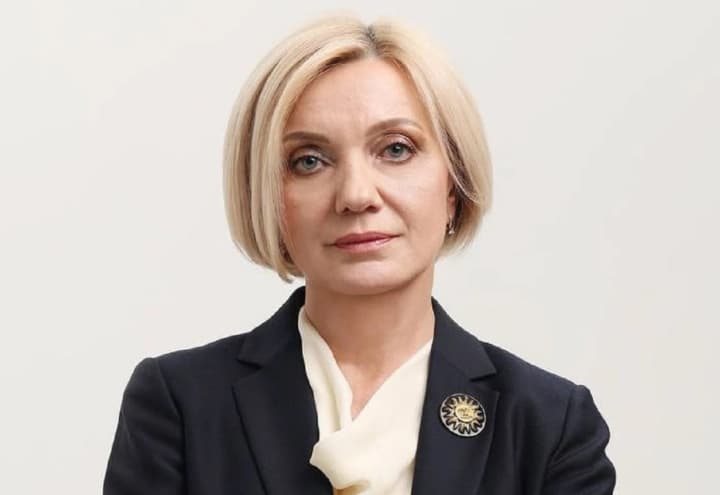 ombudsmenka-vymahaie-vykliuchyty-movu-krainy-okupanta-z-pereliku-zakhyshchenykh-v-ukraini