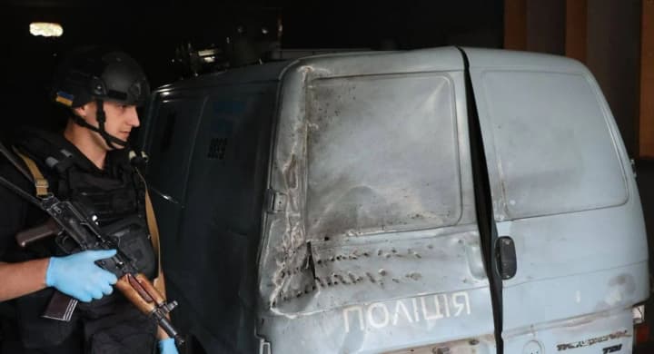 russians-attacked-police-car-with-fpv-drone-in-kharkiv-region-what-is-known