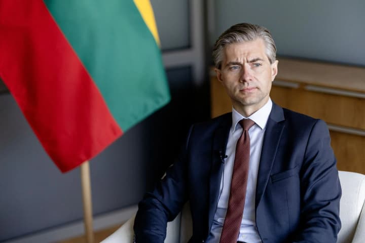 glava-mid-litvi-yes-dolzhen-podgotovit-19-i-paket-sanktsii-protiv-rossii-i-usilit-podderzhku-ukraini