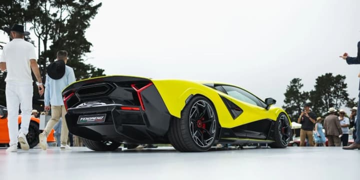 new-lamborghini-fenomeno-presented-the-most-powerful-of-all
