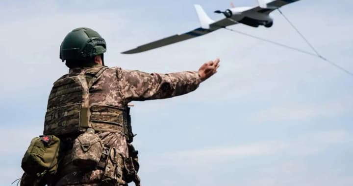 zelenskii-raskril-realnoe-polozhenie-del-na-fronte-i-soobshchil-o-sootnoshenii-kolichestva-dronov