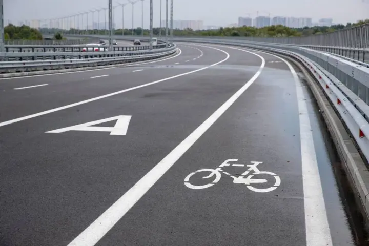 podilskyi-mist-vidkryvaiut-povnistiu-klychko-anonsuvav-rukh-usima-smuhamy-ta-zapusk-tuneliu