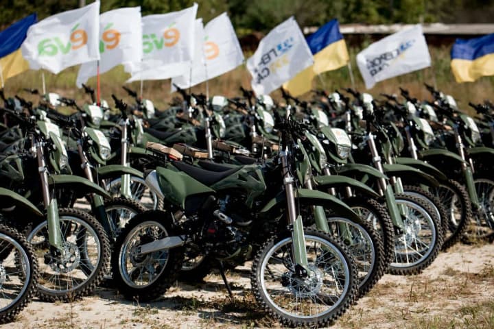 119-motorcycles-for-the-armed-forces-of-ukraine-the-largest-transfer-of-motor-vehicles-to-the-military-took-place-on-independence-day