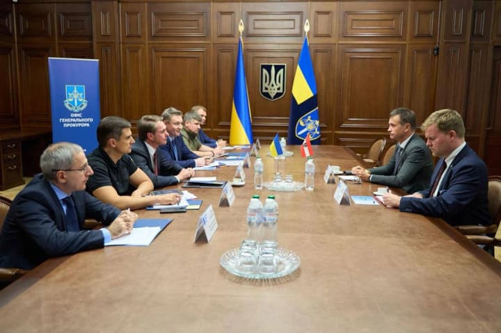 strengthening-sanctions-against-russia-digitalization-investment-protection-prosecutor-general-and-austrian-ambassador-discuss-further-cooperation