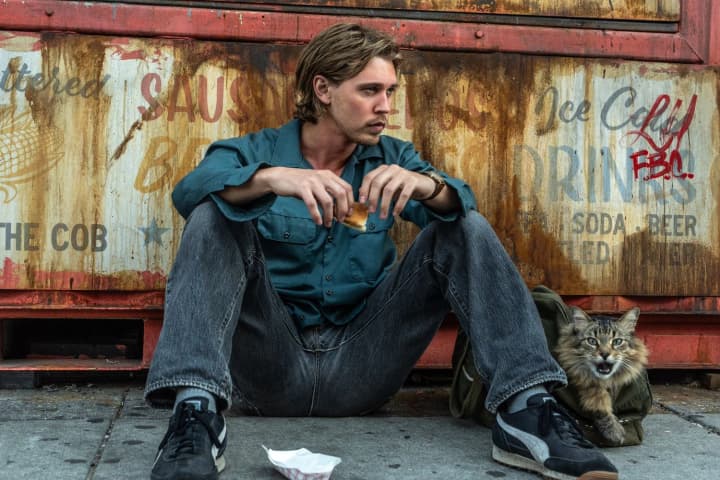 poimat-s-polichnim-darren-aronofski-snyal-novii-triller-s-ostinom-batlerom