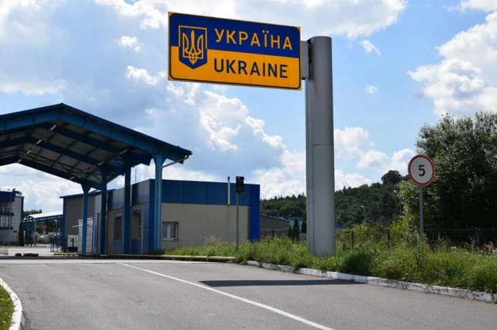 do-22-let-vklyuchitelno-predstavitel-kabmina-utochnil-vozrast-muzhchin-kotorim-teper-razresheno-peresekat-granitsu