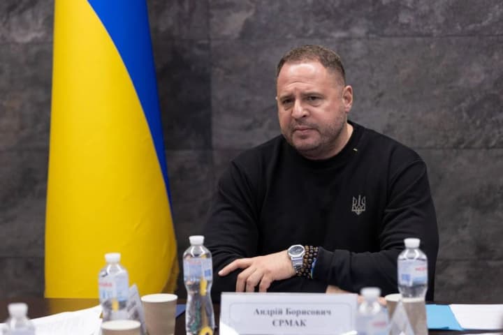 yermak-na-zustrichi-z-premierom-kataru-obhovoryv-harantii-bezpeky-ta-myrnyi-protses