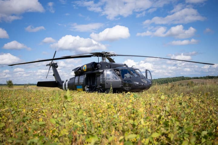 the-black-hawk-helicopter-for-which-czechs-raised-funds-is-already-in-ukraine-photo