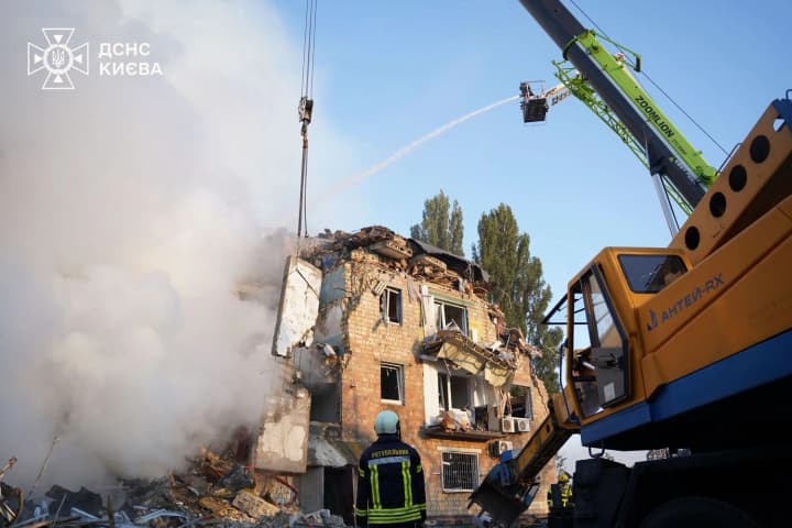 night-attack-by-the-russian-federation-on-kyiv-claimed-the-lives-of-10-people-48-already-injured-kmva