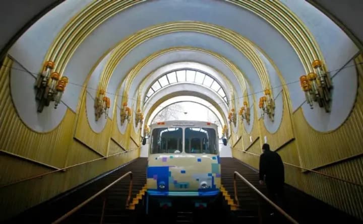 kyiv-funicular-suspended-police-involved-in-ongoing-operations