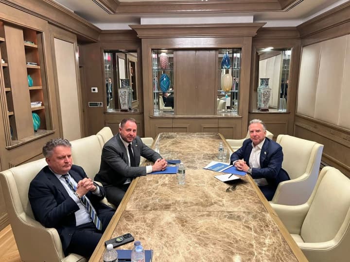 yermak-zustrivsia-z-vitkoffom-staly-vidomi-detali