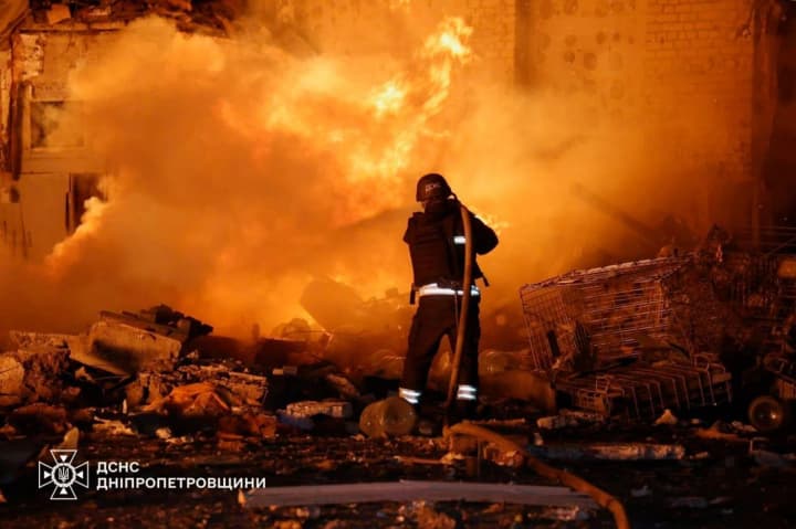 rf-atakovala-dnepropetrovshchinu-po-menshei-mere-18-raketami-i-20-dronami-kotorie-bili-unichtozheni-ova