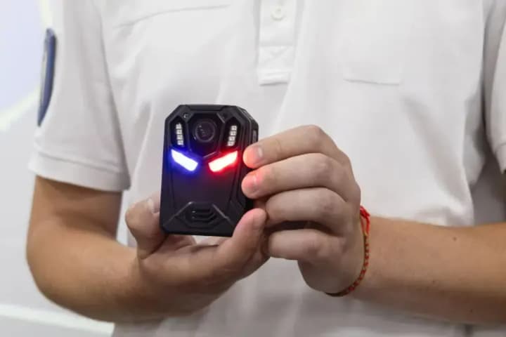 bodikamery-dlia-viiskovykh-ttsk-ta-bzvp-dlia-studentiv-novovvedennia-v-ukraini-z-1-veresnia