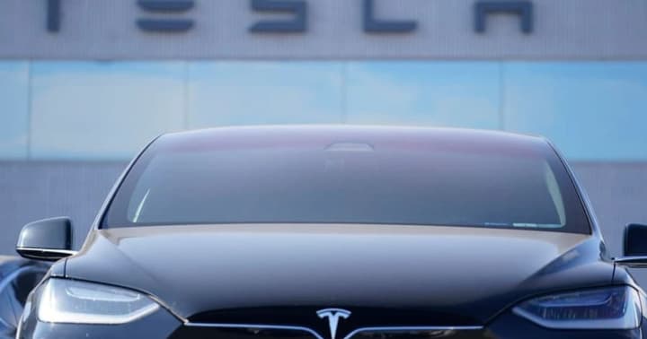 tesla-zaznaie-nevdachi-v-indii-otrymavshy-lyshe-blyzko-600-zamovlen-z-momentu-zapusku-bloomberg