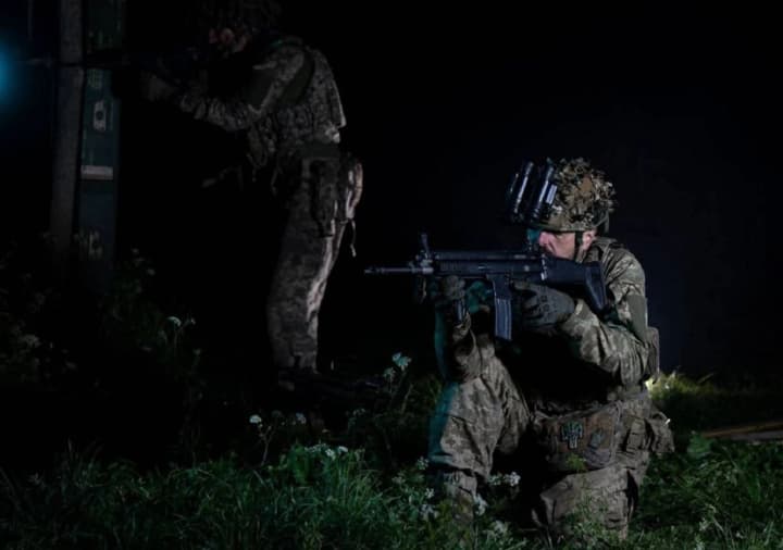 sutki-na-fronte-v-genshtabe-rasskazali-o-samikh-goryachikh-napravleniyakh