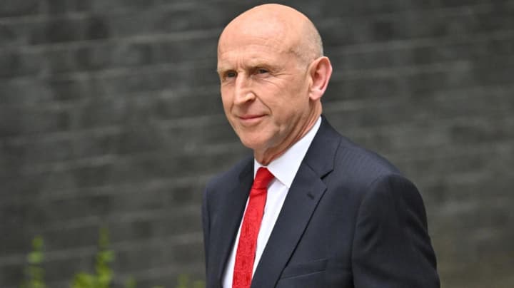 uk-defense-minister-arrived-in-kyiv