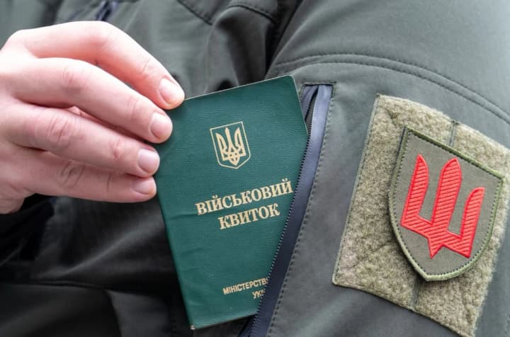 vr-sdelala-shag-k-bronirovaniyu-problemnikh-rabotnikov-opk