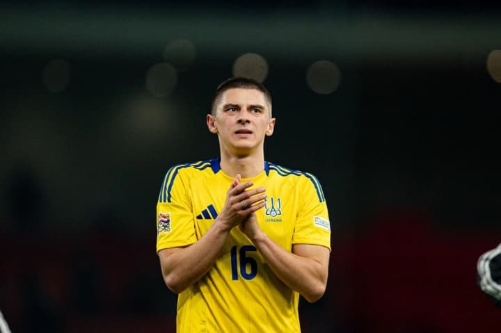 zbirna-ukrainy-vtratyla-shche-odnoho-kliuchovoho-hravtsia-pered-vidborom-na-chs-mykolenko-zalyshyv-tabir-komandy