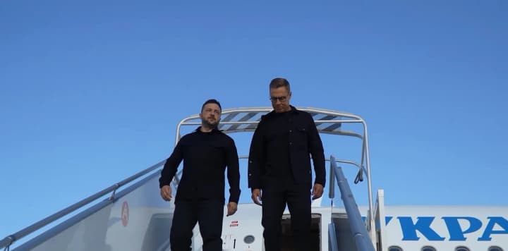 zelenskyi-prybuv-do-paryzha-na-zustrich-koalitsii-rishuchykh