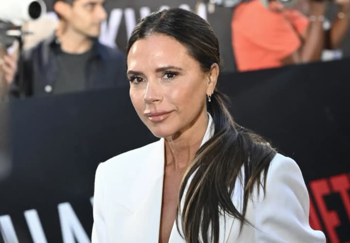 viktoriia-bekkhem-ziznalasia-u-borotbi-z-vuhriamy-ia-duzhe-soromylasia-sylnoi-vysypky