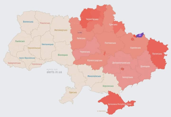 v-chernigove-progremel-vzriv-na-fone-ballisticheskoi-ugrozi-yest-popadanie-na-territorii-predpriyatiya