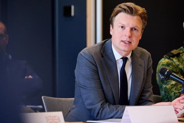 haaha-pryime-zustrich-koalitsii-droniv