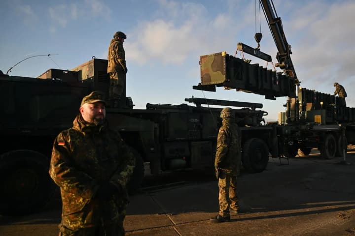 yevropa-otchayanno-nuzhdaetsya-v-pomoshchi-ssha-bloomberg-raskril-slabie-mesta-yevropeiskoi-oboronosposobnosti