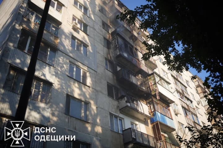 v-odesse-vzorvalsya-gaz-v-mnogoetazhke-postradala-zhenshchina