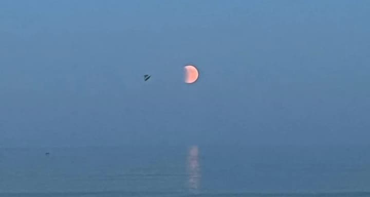 blood-moon-over-ukraine-a-unique-natural-phenomenon-observed-in-various-regions