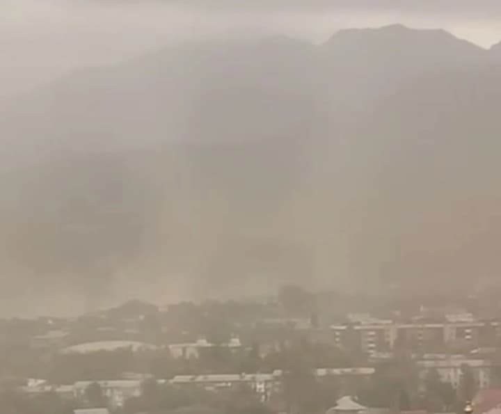 almaty-covered-by-powerful-dust-storm
