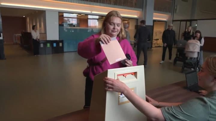 parlamentski-vybory-v-norvehii-partiia-premiera-maie-shansy-utrymaty-vladu