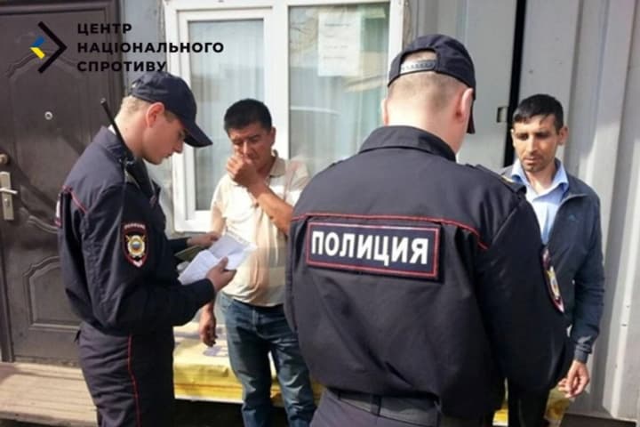 na-tot-shukaiut-zradnykiv-shcho-dopomahaiut-vidbyraty-zhytlo-v-ukraintsiv-tsns